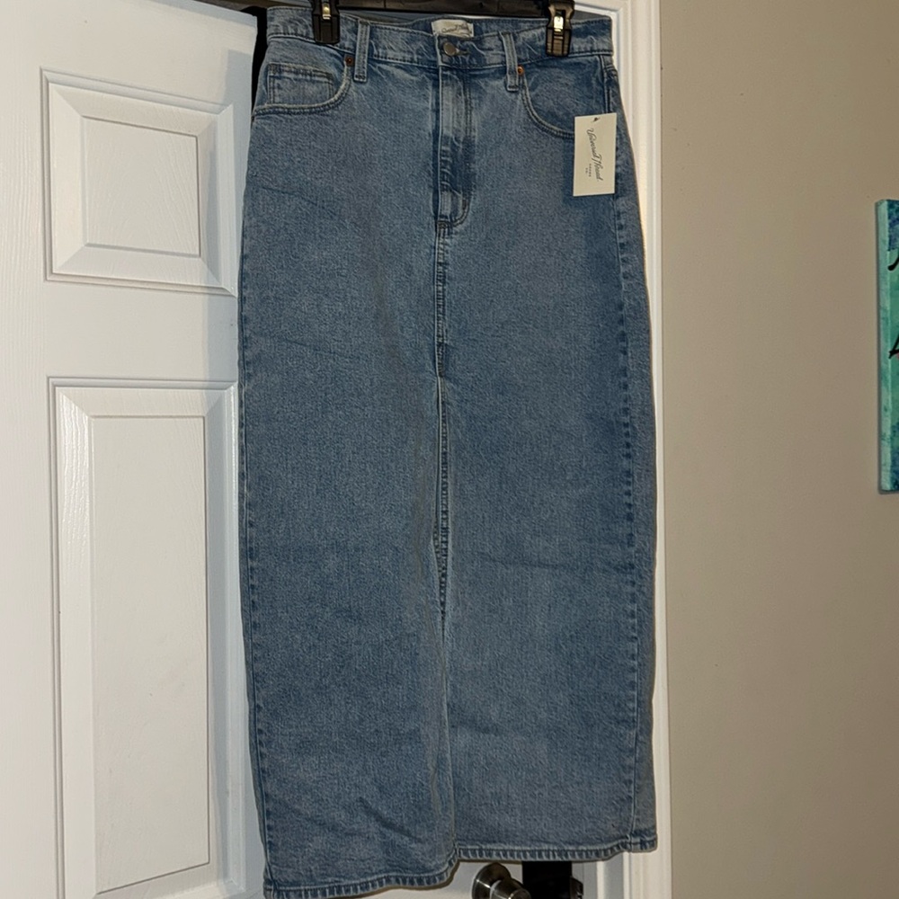 Denim skirt
